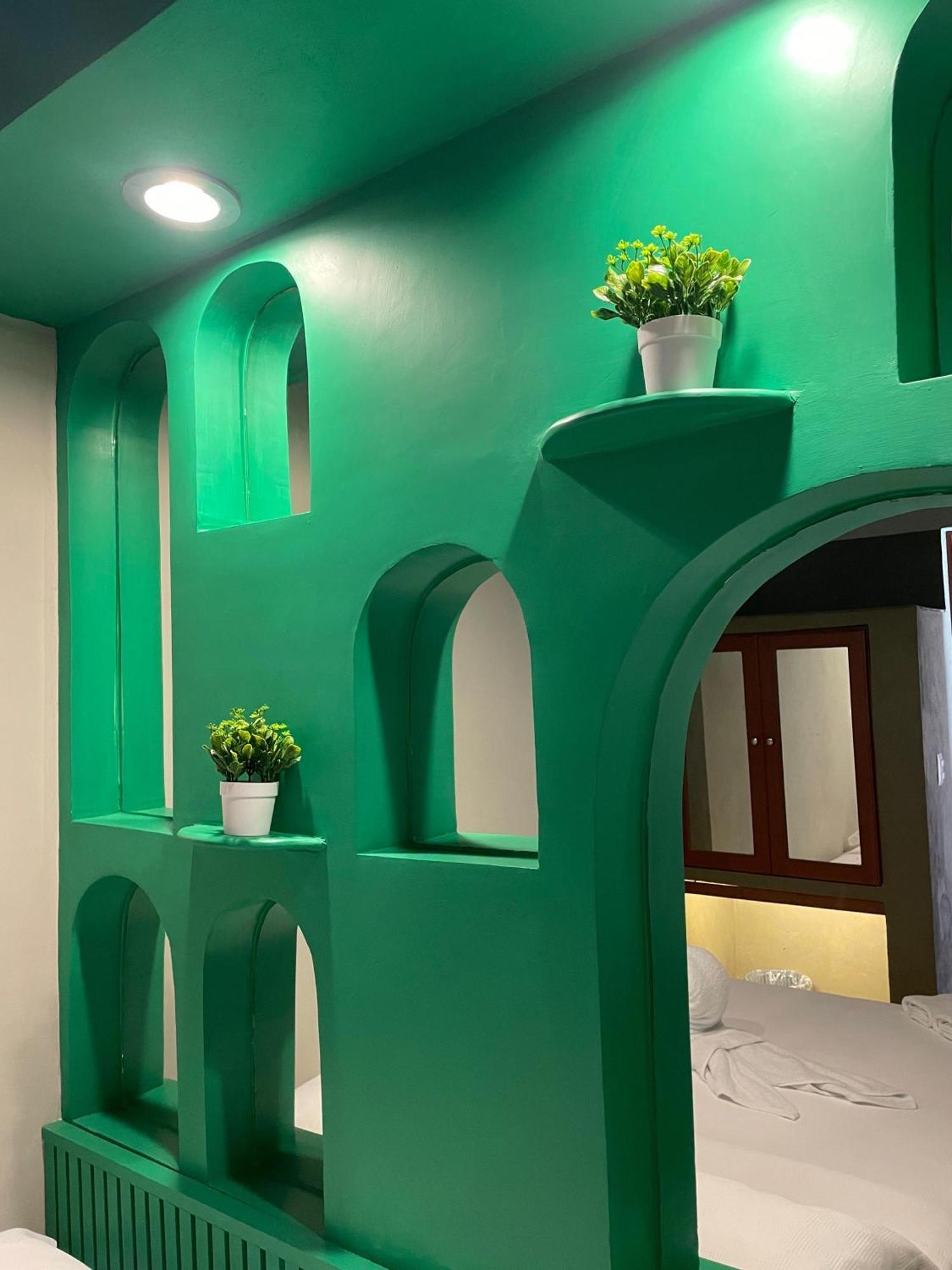Hostal Poquito A Poquito Valladolid  Exteriör bild